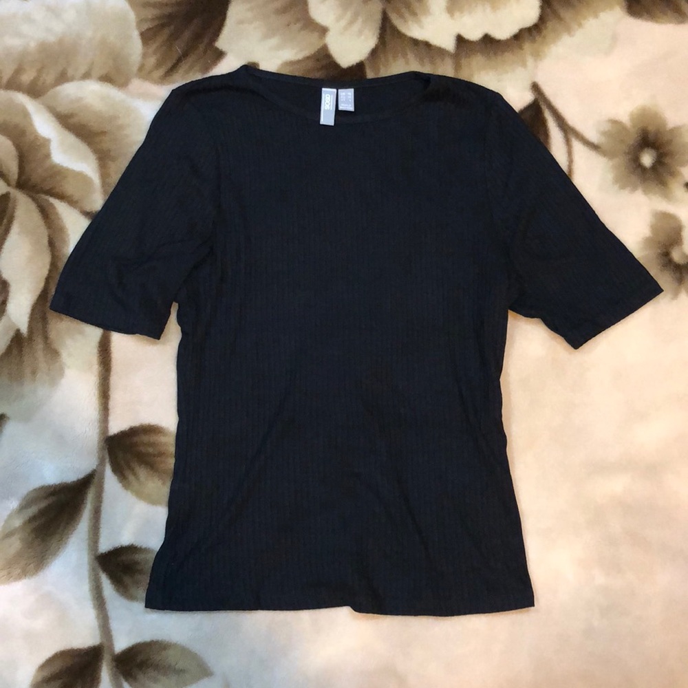 Classic black top